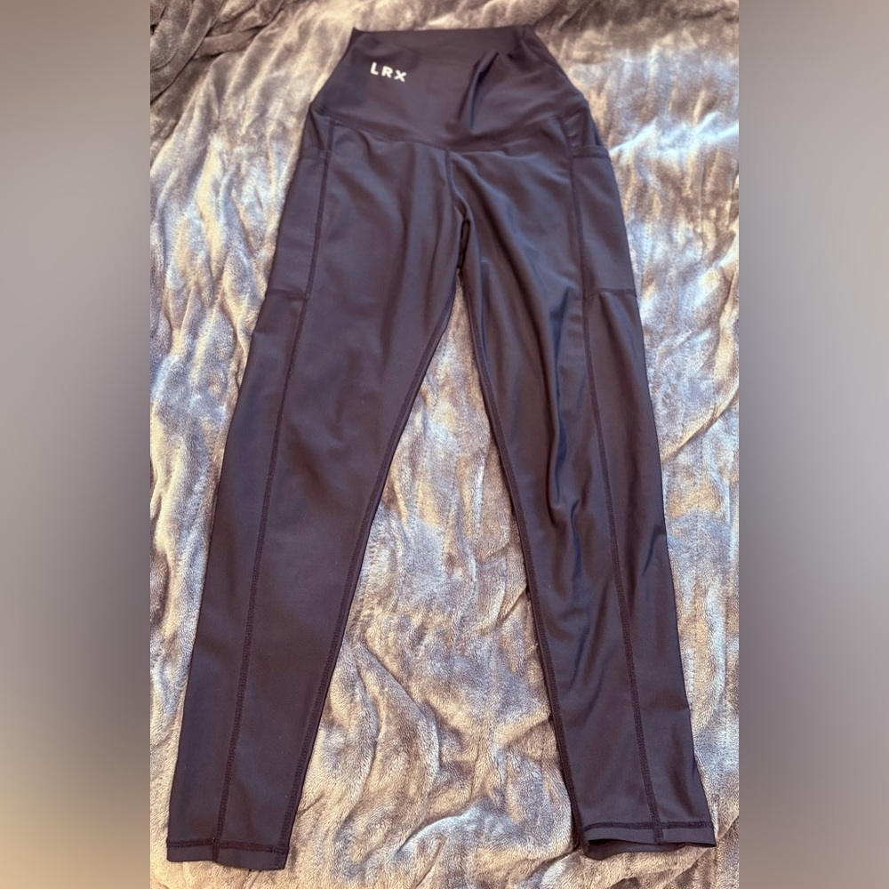 LRX Designer Compression Leggings with pockets! - Picture 5 of 5